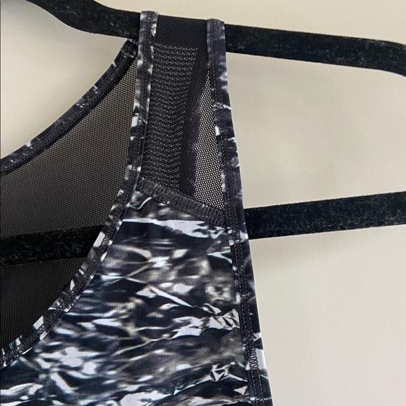 Lululemon Sculpt Tank II - Picture 7 of 13